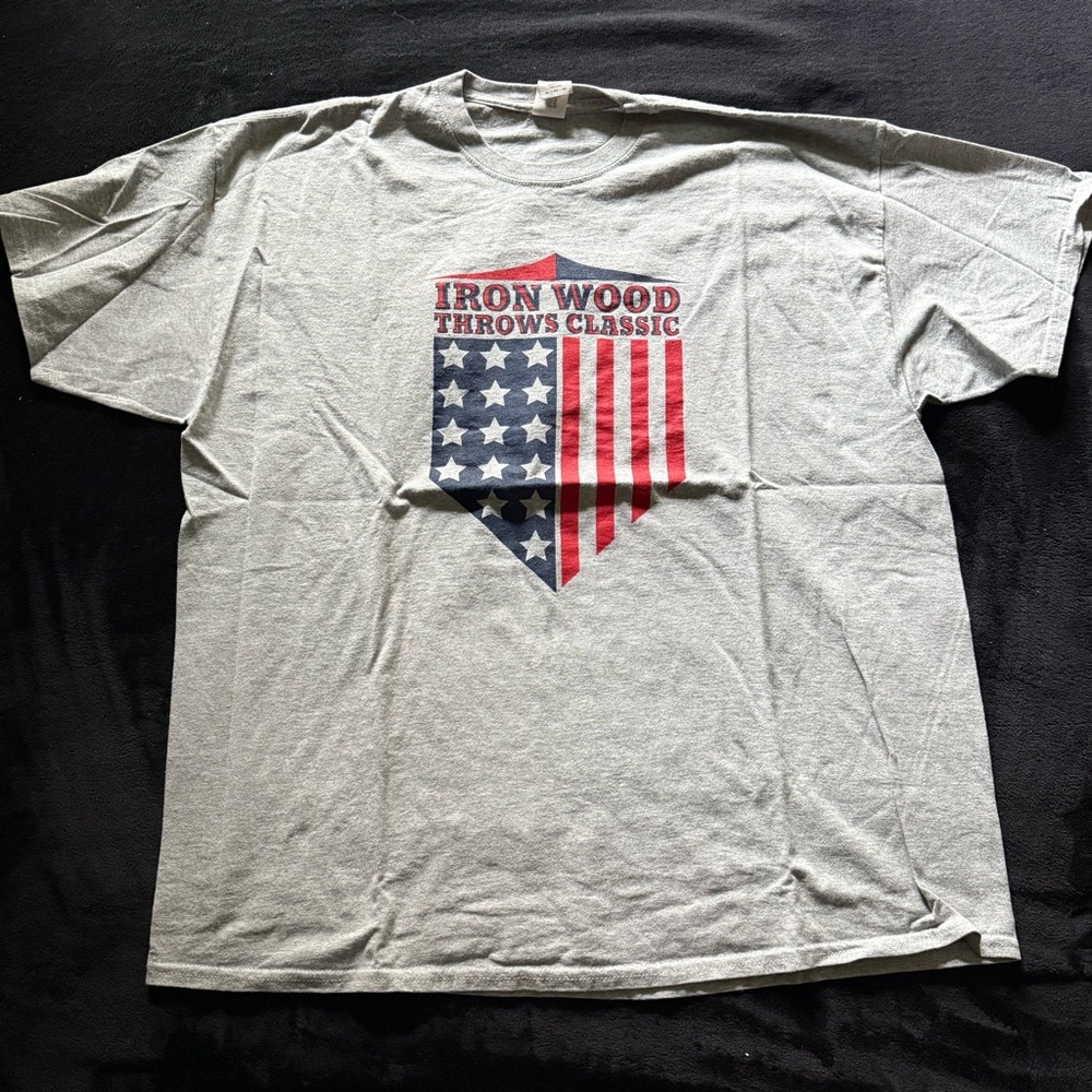 Iron Wood Throws Classic Men’s T-shirt